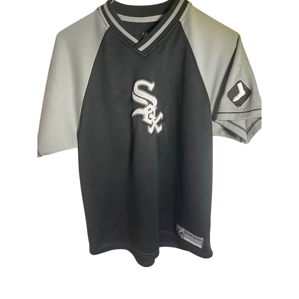MLB Chicago White Sox American League Jersey. Youth Large.